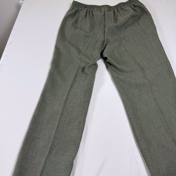 Alfred Dunner Pants - Alfred Dunner Grey Pull on Pants Flat Front Elastic Waist In Back Size 12